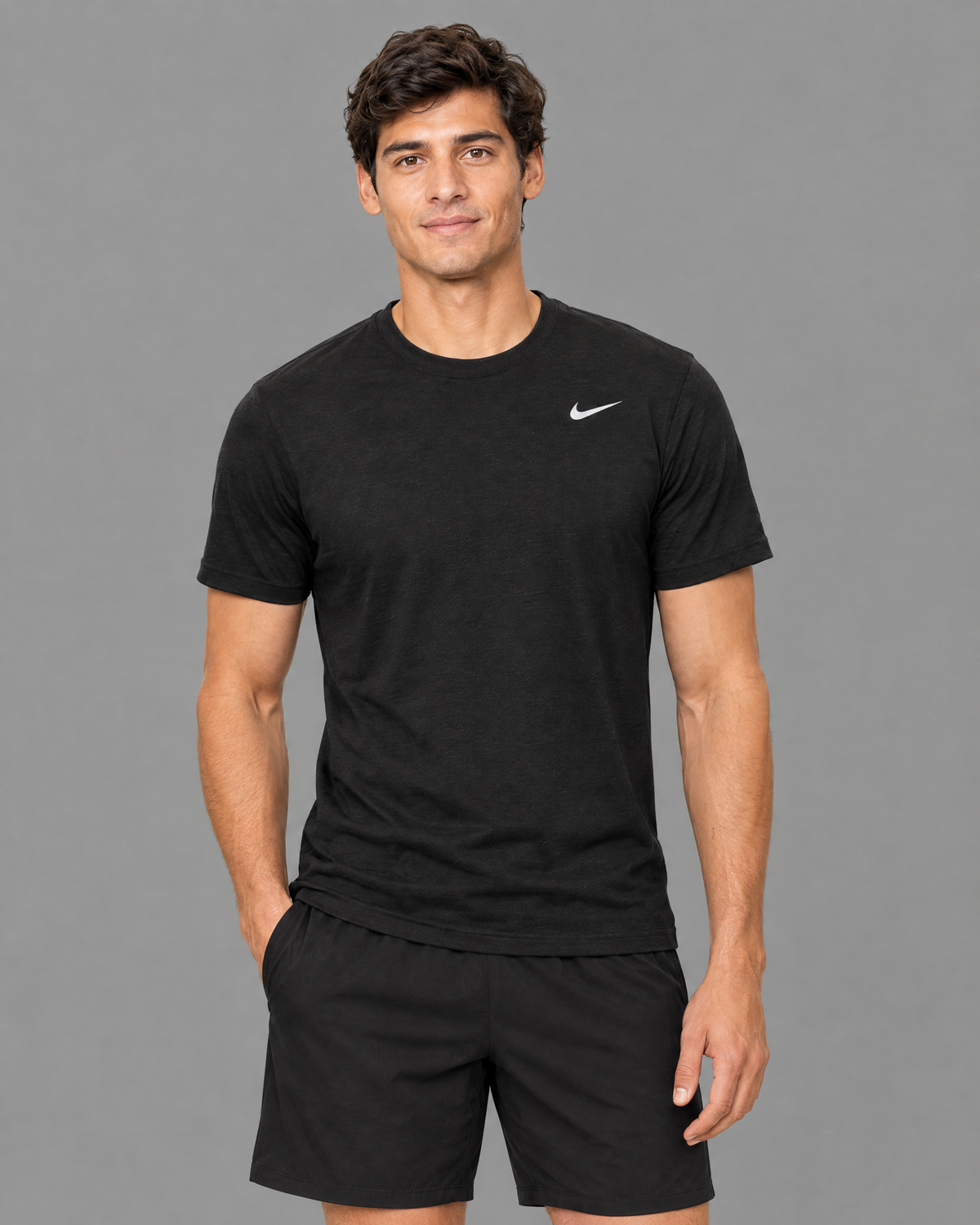 Playera deportiva Nike negra para hombre