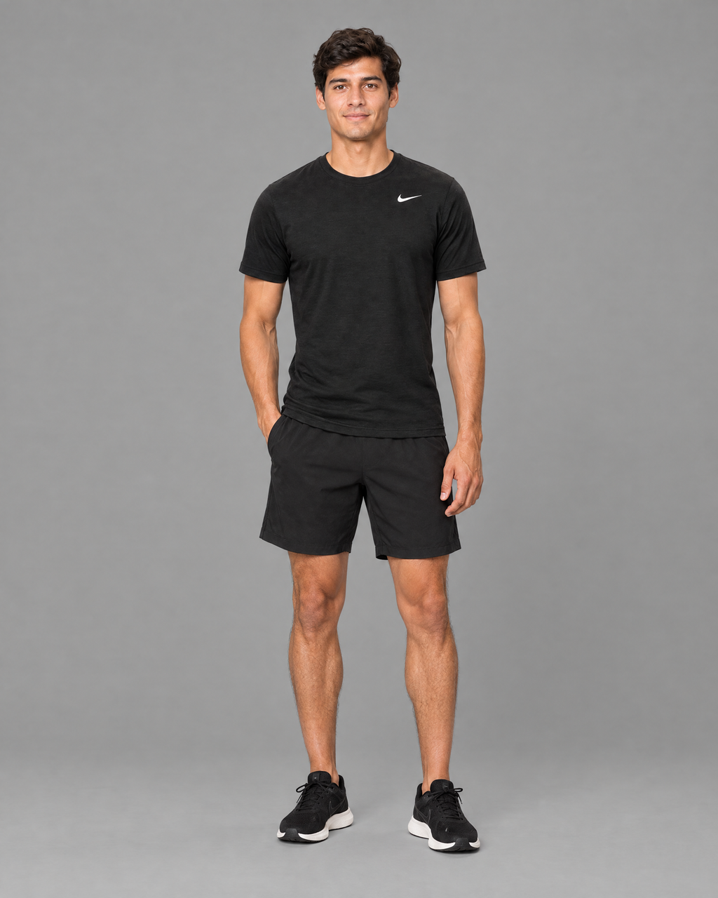 Playera deportiva Nike negra para hombre