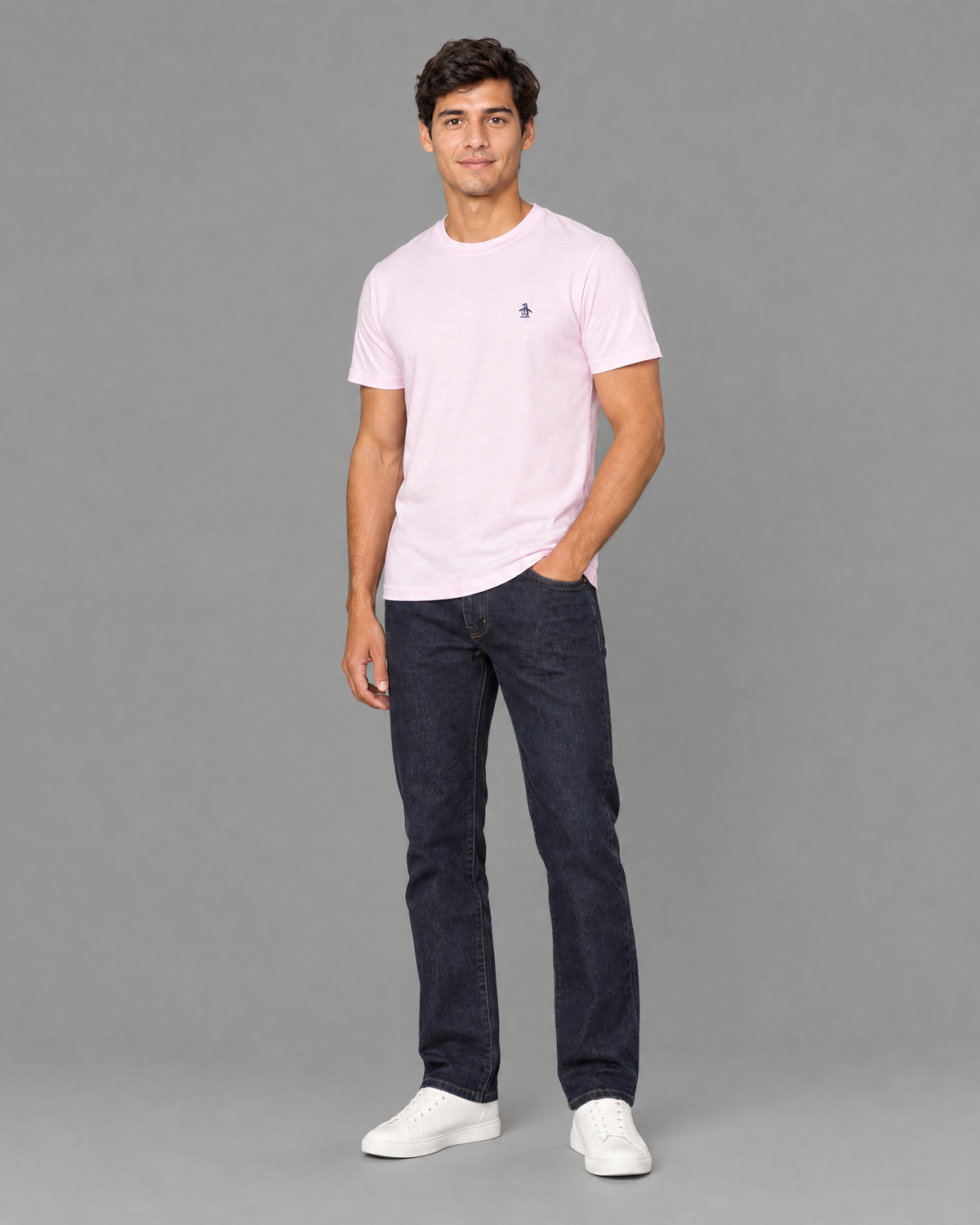 Playera Penguin rosada con logo bordado para hombre — modelo 6