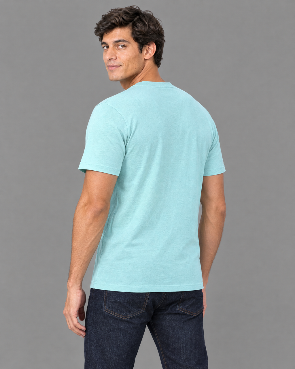 Playera "Penguin" de hombre con el logo bordado.