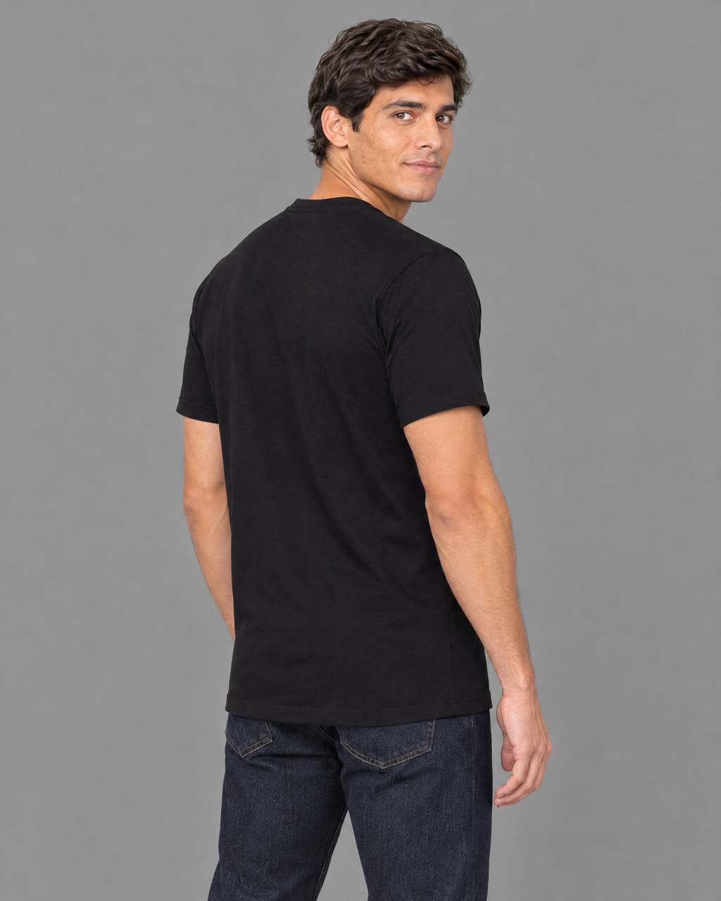 Playera "Penguin" de hombre con el logo bordado.