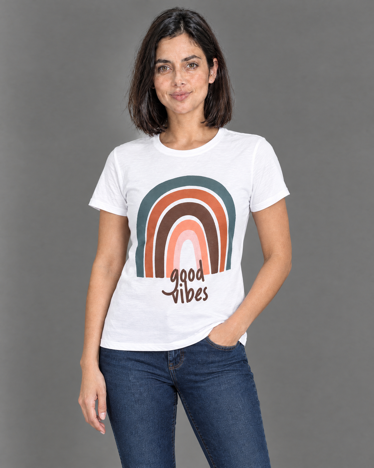 Blusa blanca con diseño para mujer