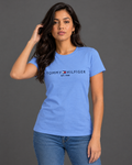 Blusa celeste con diseño para mujer — modelo 1
