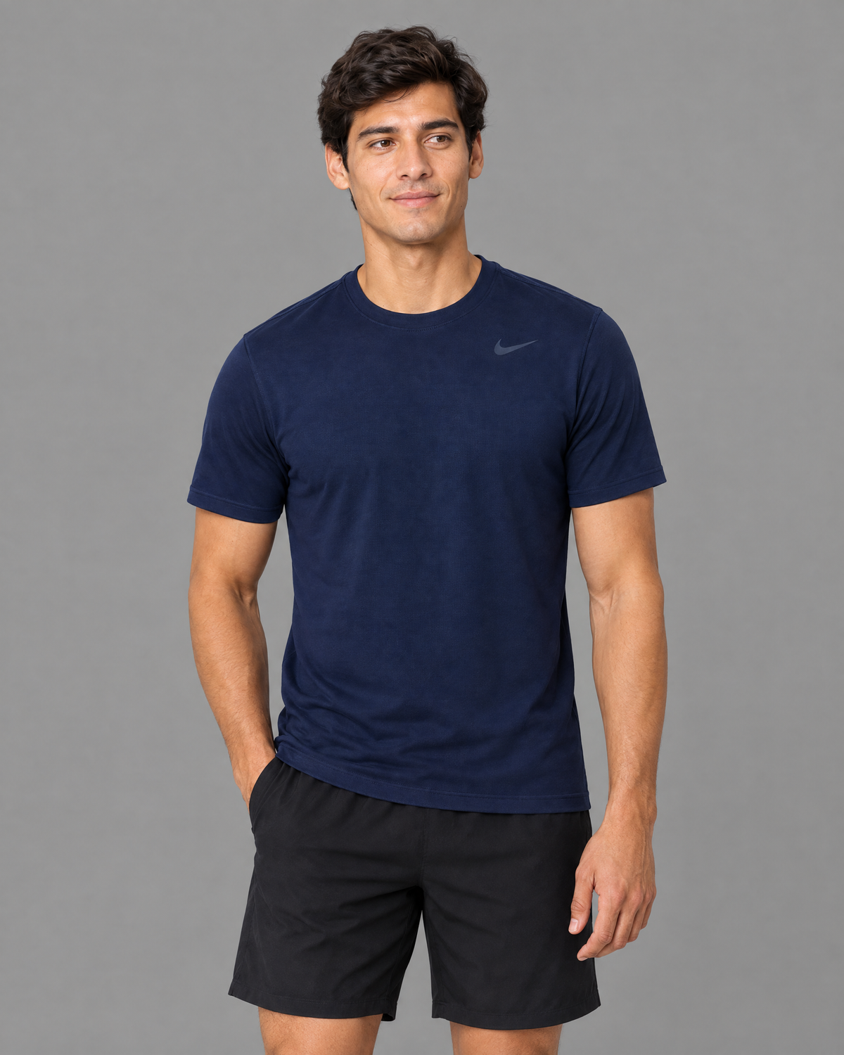 Playera deportiva Nike azul oscuro para hombre