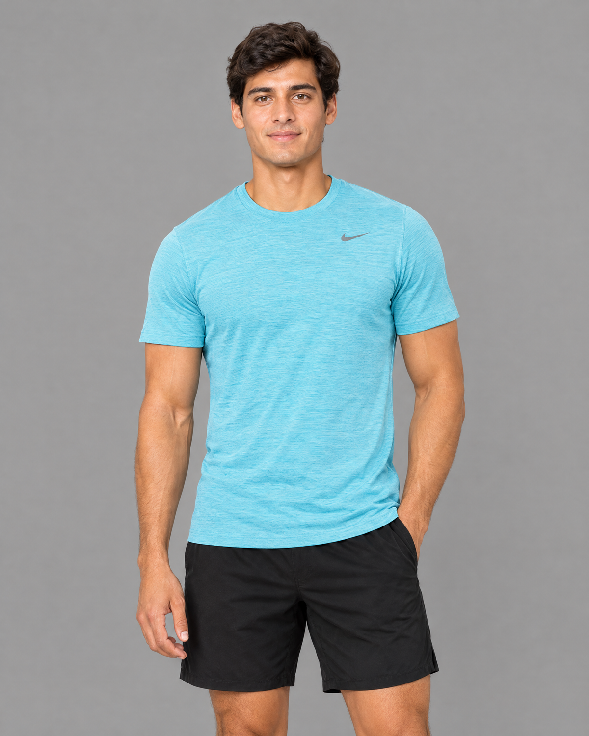 Playera deportiva Nike celeste para hombre