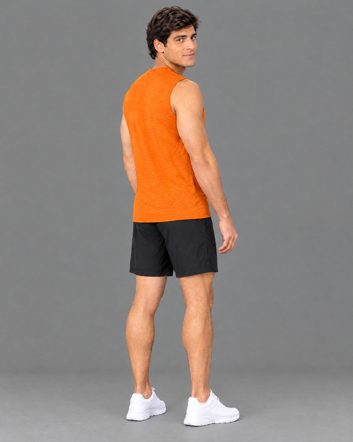 Playera deportiva Nike anaranjada para hombre