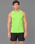 Playera deportiva Nike verde para hombre — modelo 5