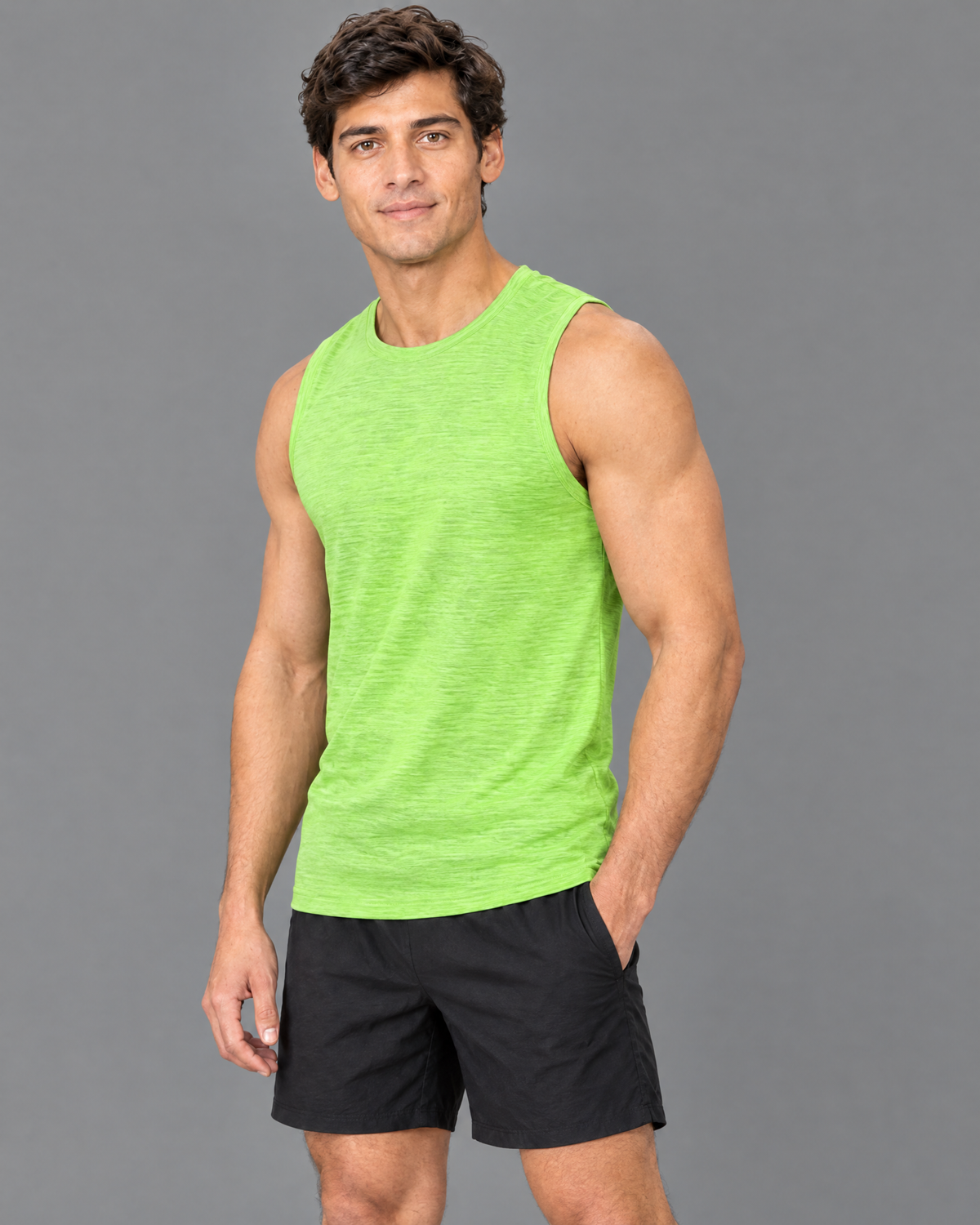 Playera deportiva Nike verde para hombre — modelo 5