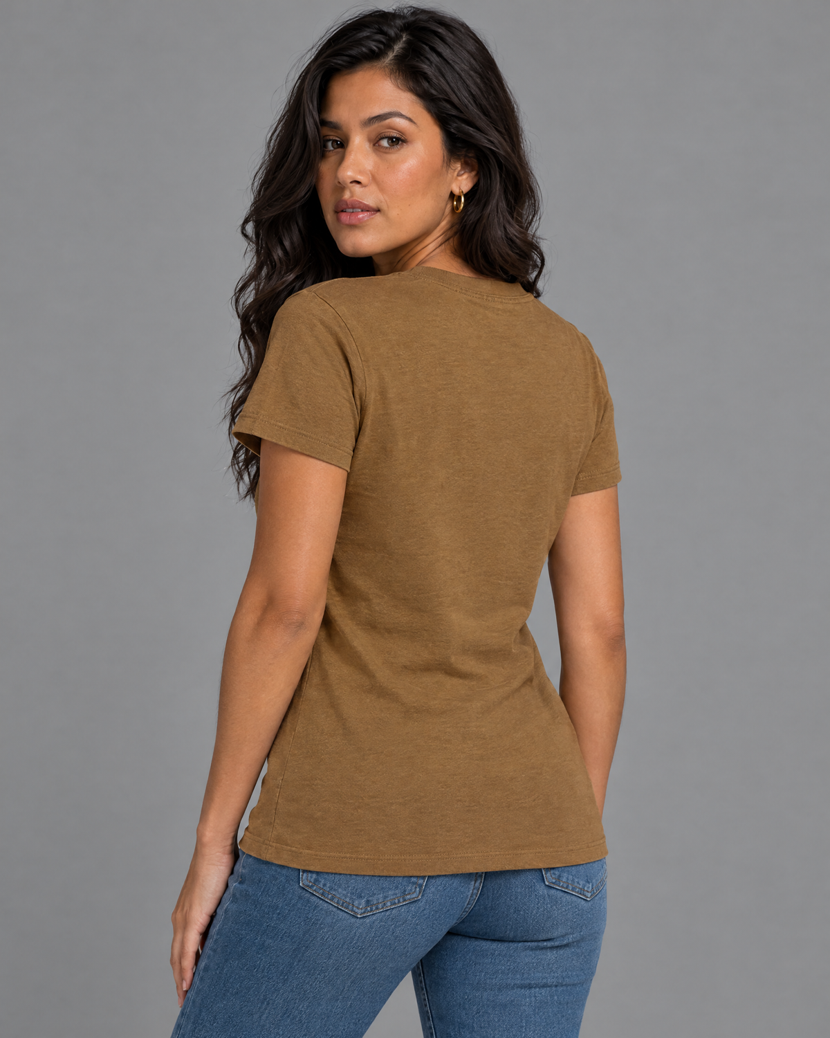 Blusa Guess café con diseño para mujer — modelo 2
