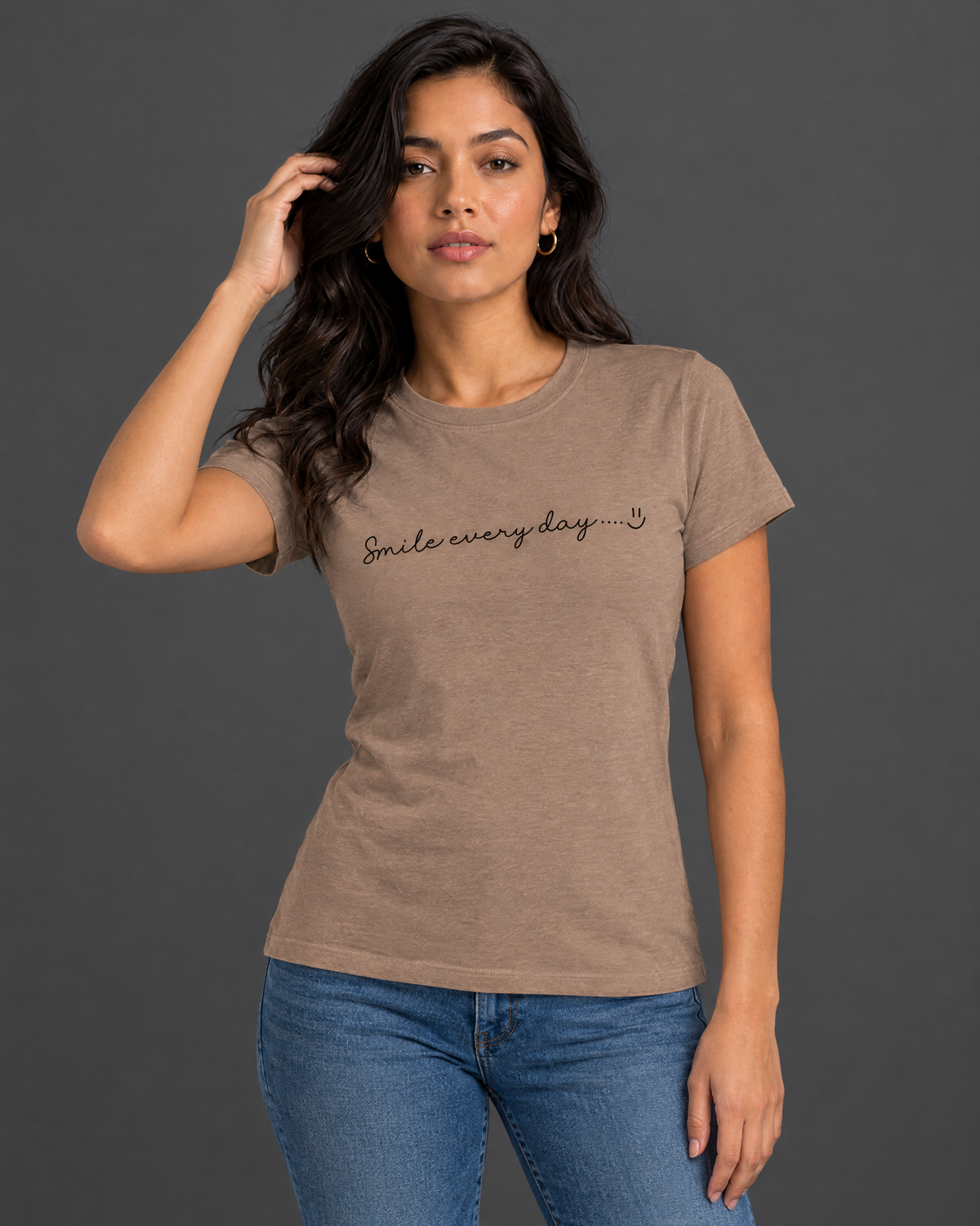 Blusa Guess café con diseño para mujer — modelo 1