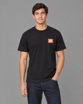 Playera oversized negra con diseño para hombre — modelo 2